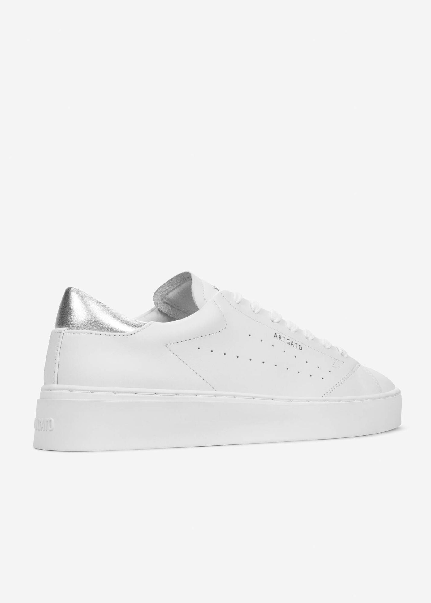 Court Sneaker-Off-White/Silver