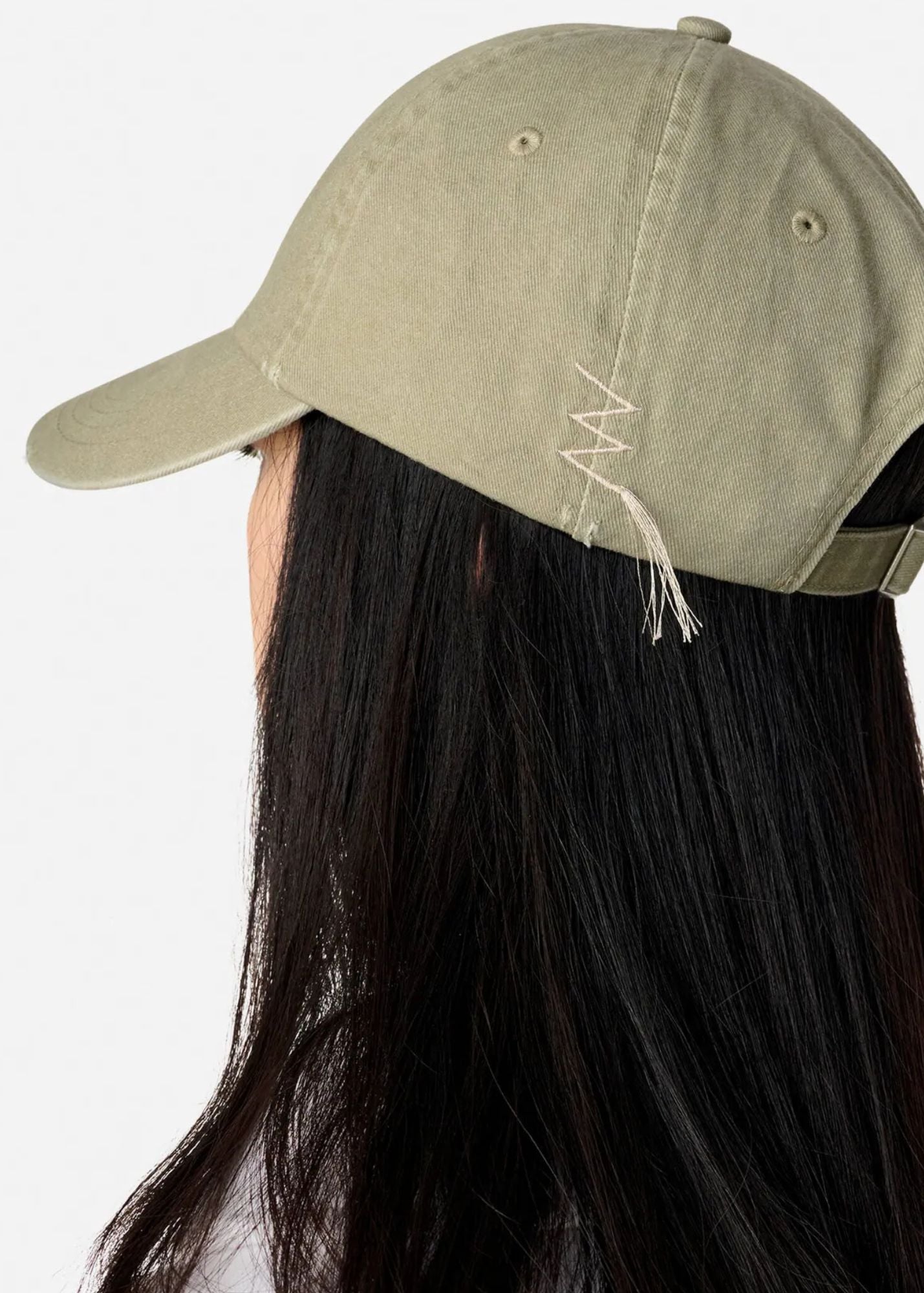 Seam Distressed Cap-Stone Grey