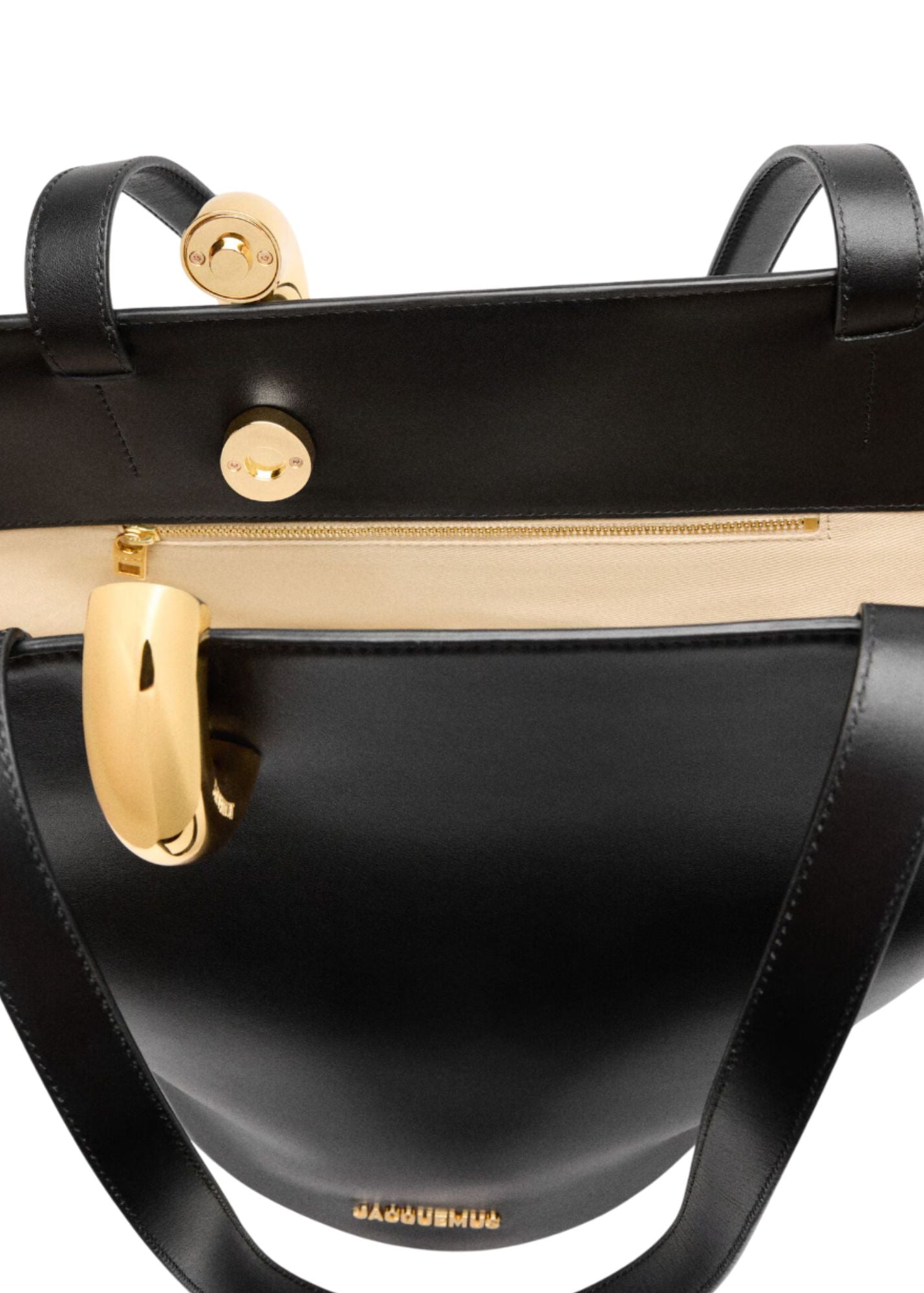 The average Bambola Hand Bag-Black