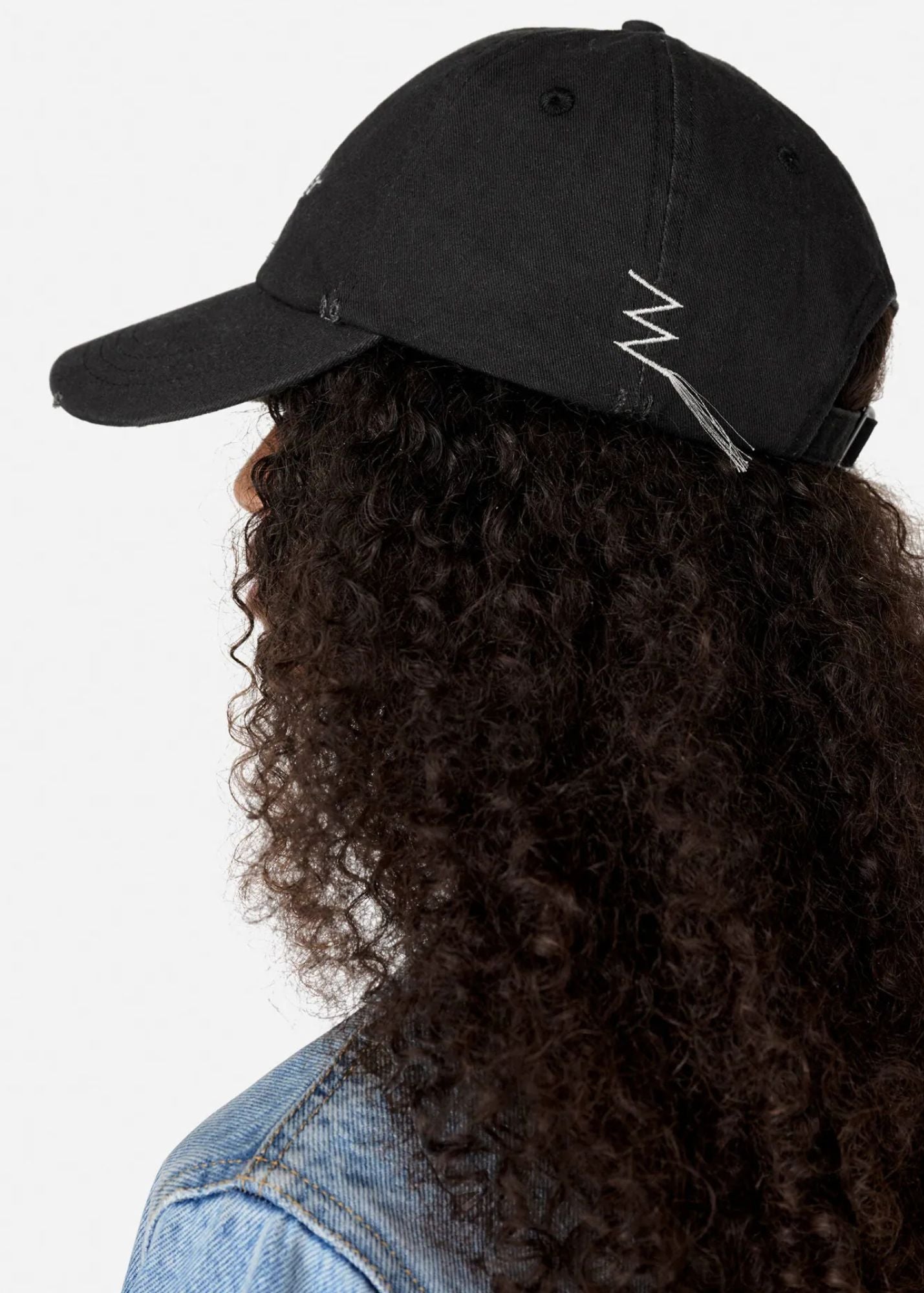 Seam Distressed cap-Black