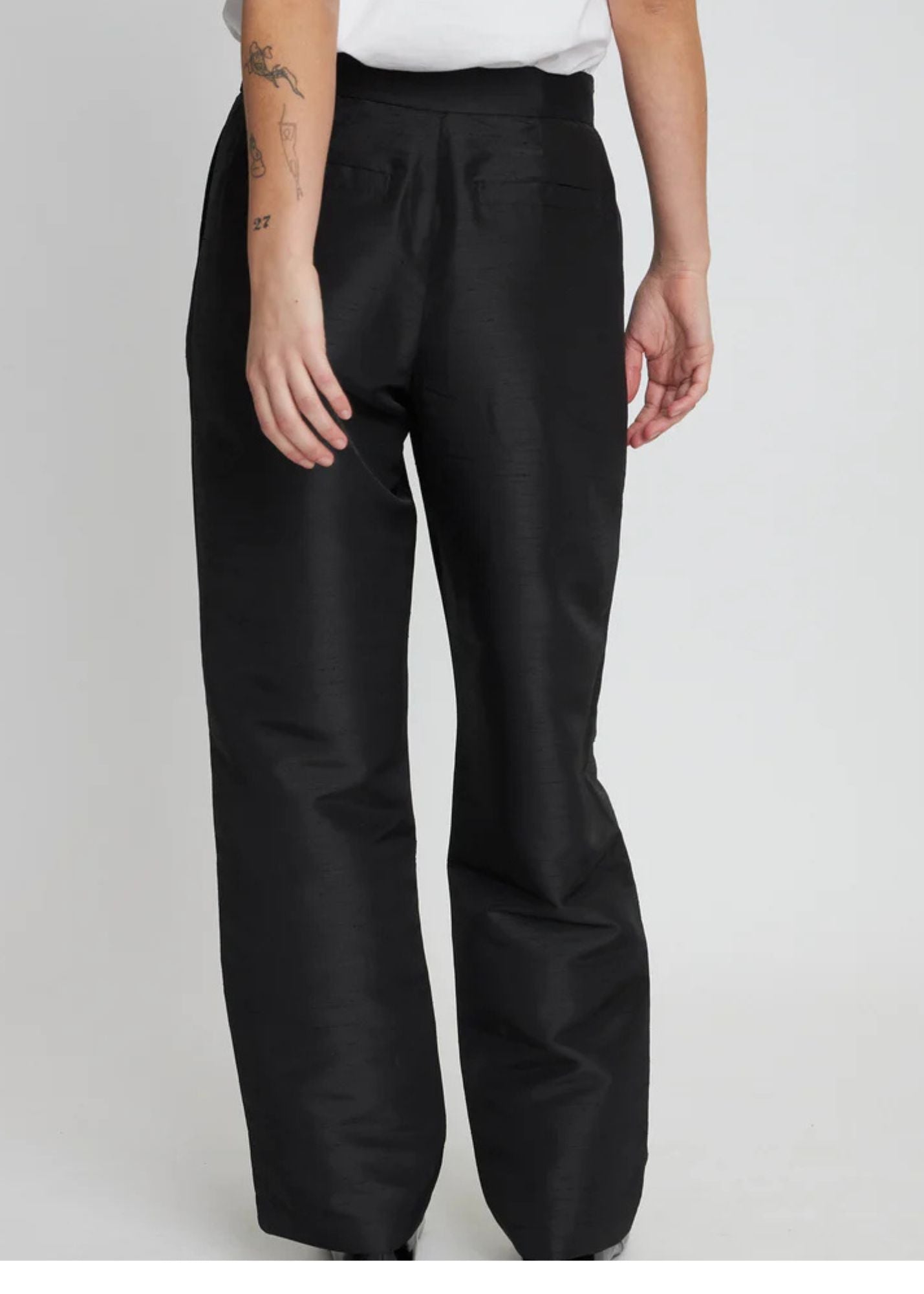 Crispy Pleated Pant-Black