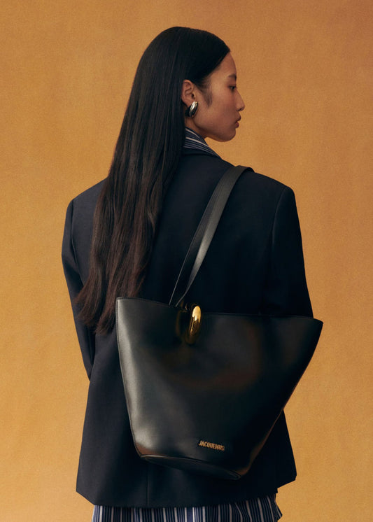The average Bambola Hand Bag-Black