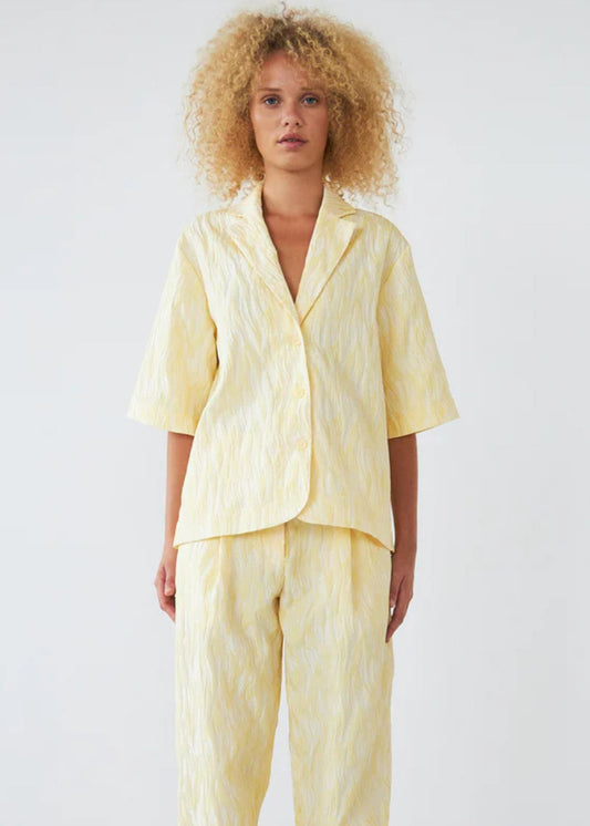Jacquard Wave Shirt-Light Yellow