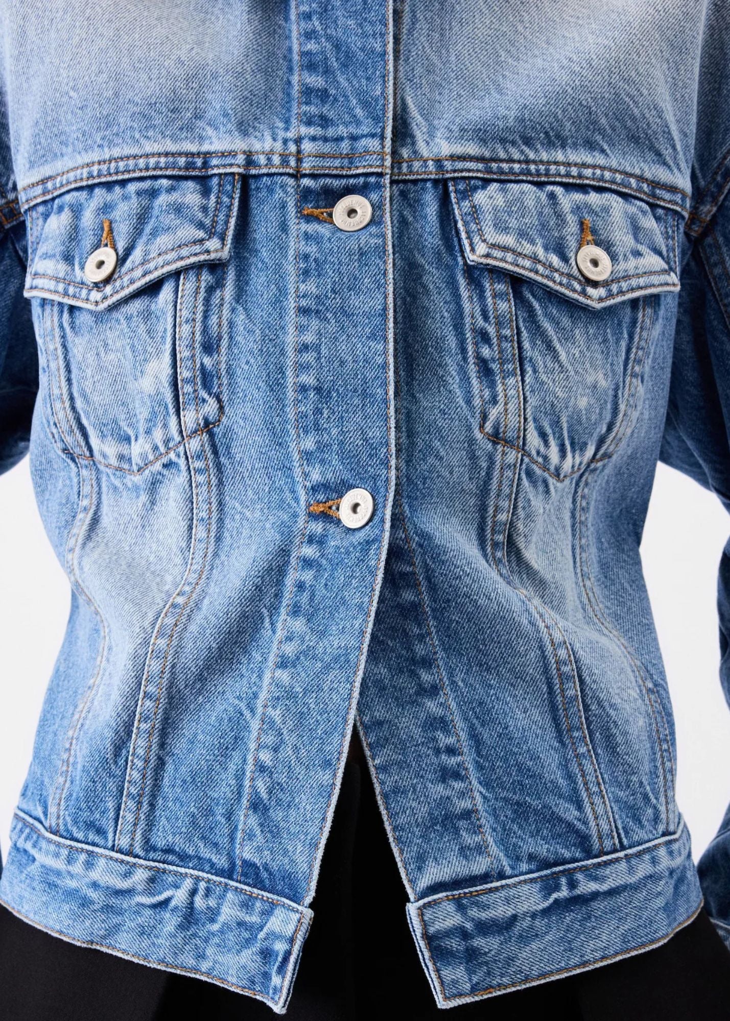 The De-Nîmes Jacket-Denim
