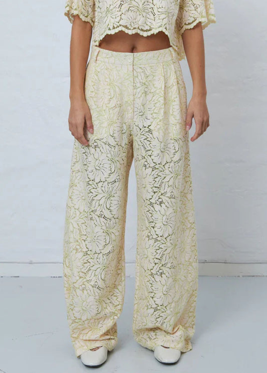 Delicate Lace Flared Pant-Vanilla/Tea Green Flowers